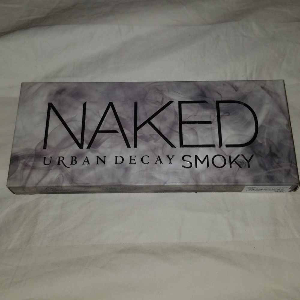 Naked Smokey UD